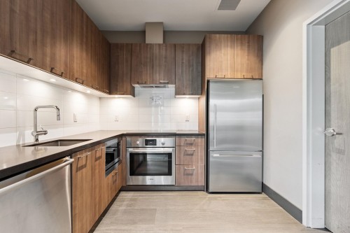 707-680 Seylynn Crescent, North Vancouver, BC 