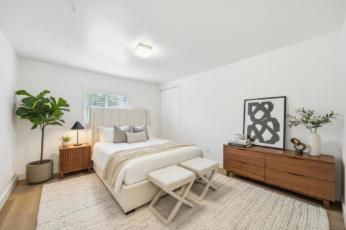 1944 Charles Street, Vancouver, BC 