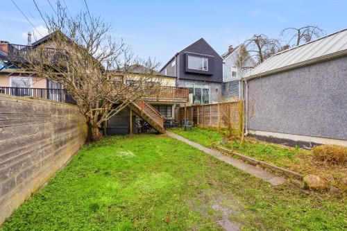 1944 Charles Street, Vancouver, BC 