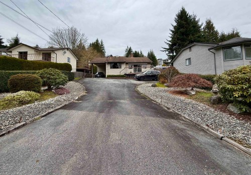 5808 Anchor Road, Sechelt, BC 