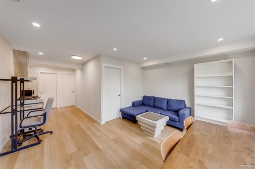 5571 Claude Avenue, Burnaby, BC 