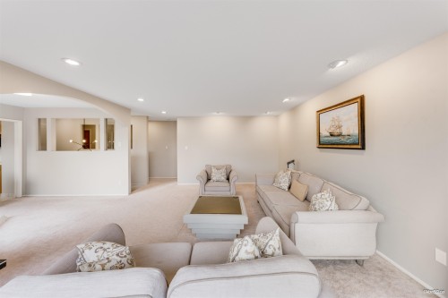 5571 Claude Avenue, Burnaby, BC 