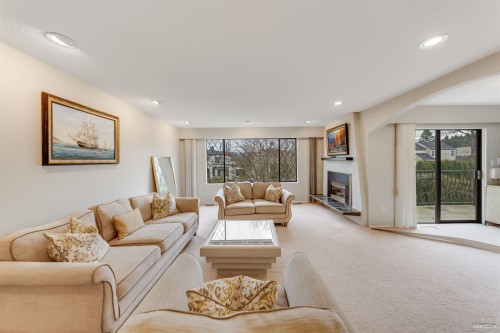 5571 Claude Avenue, Burnaby, BC 