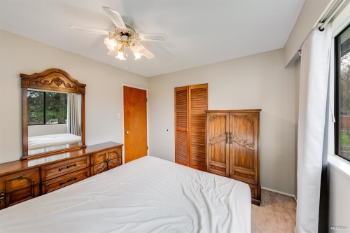 5571 Claude Avenue, Burnaby, BC 