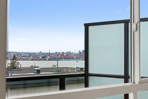 7-533 3Rd Street E, North Vancouver, BC 