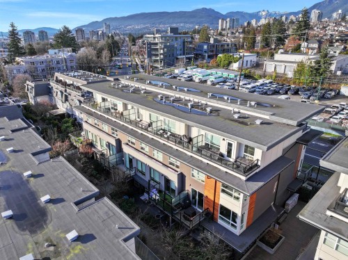 7-533 3Rd Street E, North Vancouver, BC 