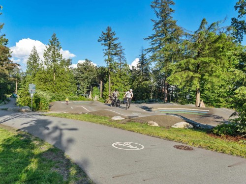 7-533 3Rd Street E, North Vancouver, BC 