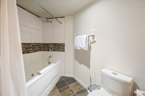 204-4821 Spearhead Drive, Whistler, BC 