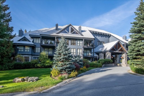 204-4821 Spearhead Drive, Whistler, BC 