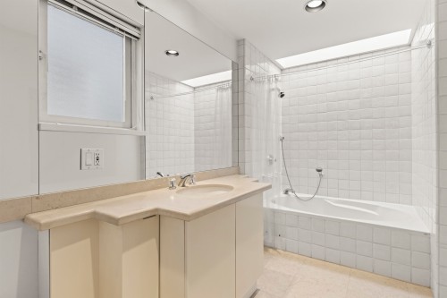 3545 King Edward Avenue W, Vancouver, BC 