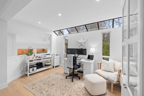 2524 Bendale Road, North Vancouver, BC 