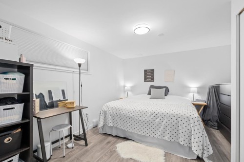 2524 Bendale Road, North Vancouver, BC 