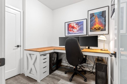 303-12320 222 Street, Maple Ridge, BC 