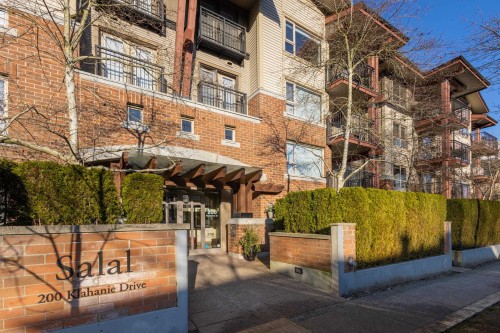 201-200 Klahanie Drive, Port Moody, BC 
