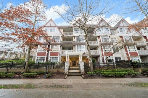 316-6833 Village Green, Burnaby, BC 