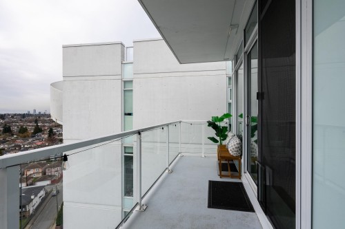 1801-4638 Gladstone Street, Vancouver, BC 