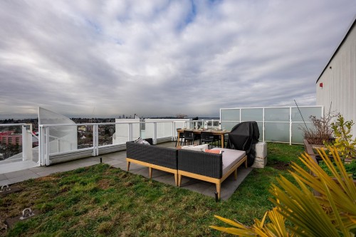 1801-4638 Gladstone Street, Vancouver, BC 