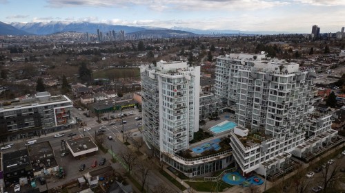 1801-4638 Gladstone Street, Vancouver, BC 