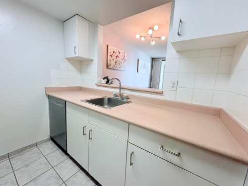 504-789 Drake Street, Vancouver, BC 