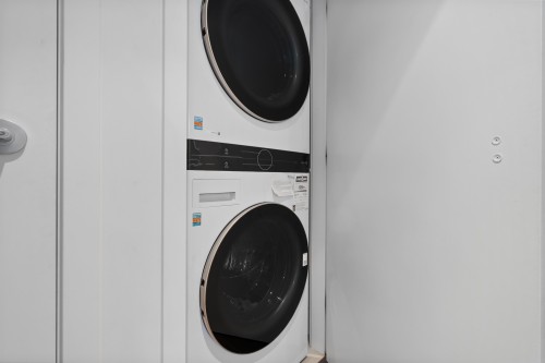 1608-150 15Th Street W, North Vancouver, BC 