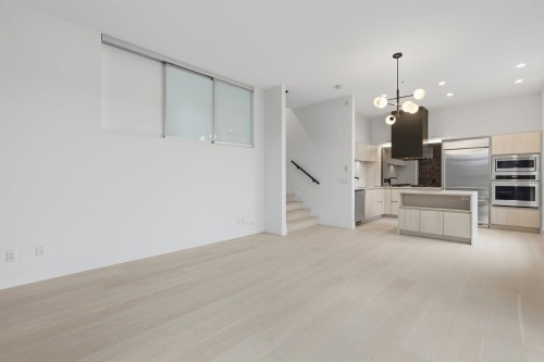 205-300 Salter Street, New Westminster, BC 