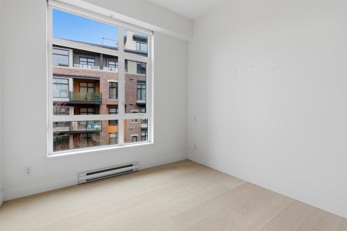 205-300 Salter Street, New Westminster, BC 