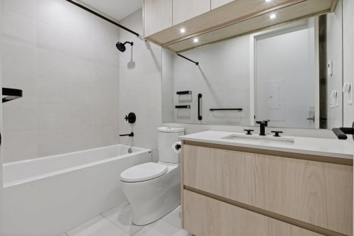 205-300 Salter Street, New Westminster, BC 