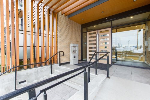 205-300 Salter Street, New Westminster, BC 