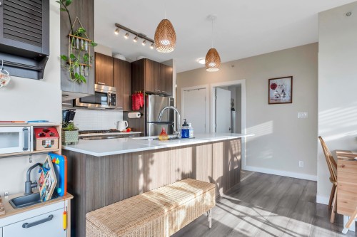 908-2789 Shaughnessy Street, Port Coquitlam, BC 