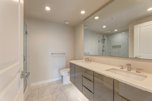 403-3100 Windsor Gate, Coquitlam, BC 