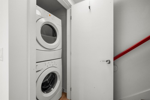 Th4-125 Columbia Street, New Westminster, BC 