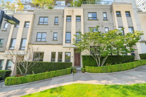 Th4-125 Columbia Street, New Westminster, BC 