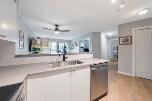 311-225 Newport Drive, Port Moody, BC 