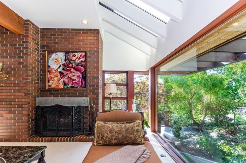 4651 Marine Drive, West Vancouver, BC 