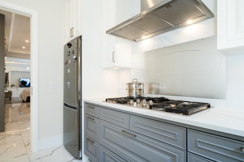 1048 Handsworth Road, North Vancouver, BC 