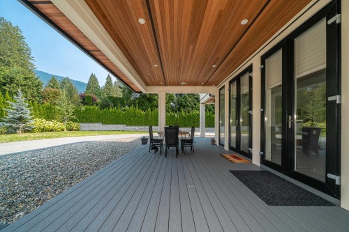 1048 Handsworth Road, North Vancouver, BC 