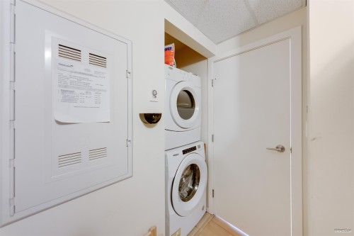 513-63 2Nd Avenue W, Vancouver, BC 