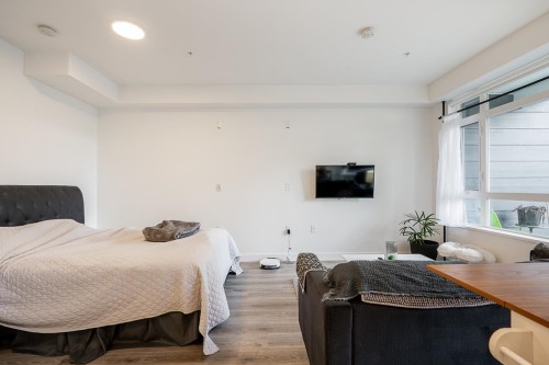 105-22575 Brown Avenue, Maple Ridge, BC 