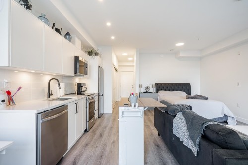 105-22575 Brown Avenue, Maple Ridge, BC 