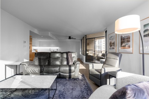 402-738 Broughton Street, Vancouver, BC 