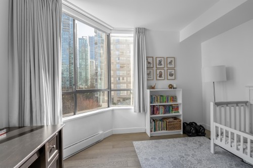 402-738 Broughton Street, Vancouver, BC 