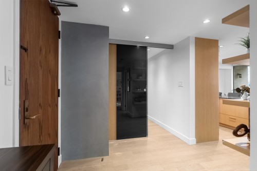 402-738 Broughton Street, Vancouver, BC 