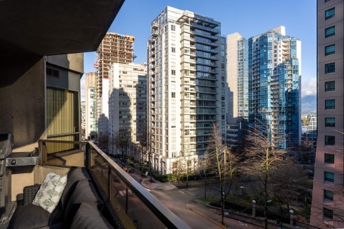 402-738 Broughton Street, Vancouver, BC 