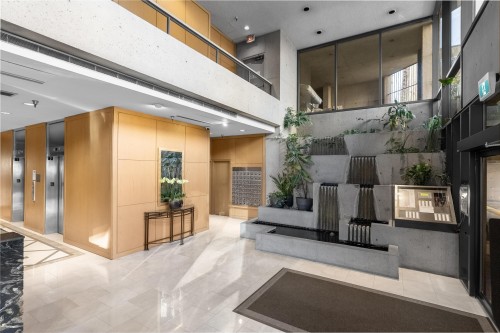 402-738 Broughton Street, Vancouver, BC 