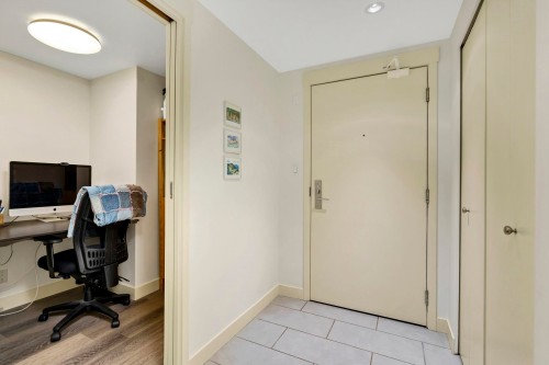 413-2520 Manitoba Street, Vancouver, BC 