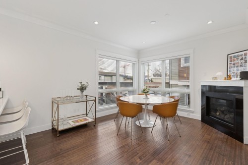 4-651 W 14Th St, North Vancouver, BC 