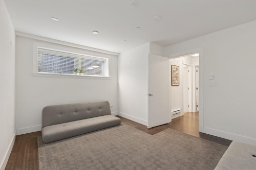 4-651 W 14Th St, North Vancouver, BC 