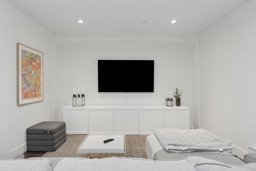 4-651 W 14Th St, North Vancouver, BC 