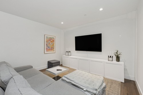 4-651 W 14Th St, North Vancouver, BC 