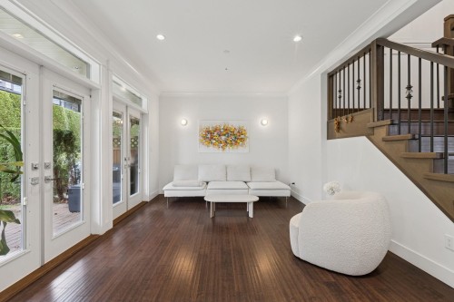 4-651 W 14Th St, North Vancouver, BC 